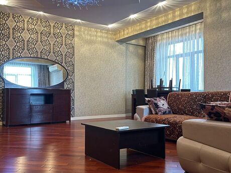 Аренда: 3-комнатная квартира, 140 м², Nizami: 1 200 ₼/мес 3