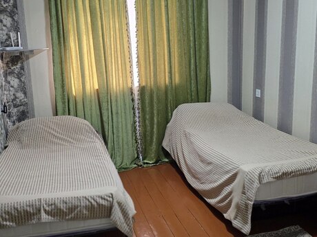 5-room apartment for rent, 90 m², Badamdar: 170 ₼/mo 5