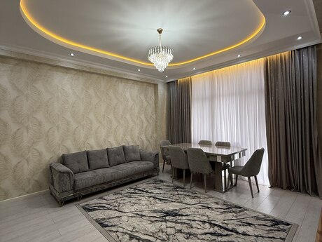 2 otaqlı mənzil, 73 m², 28 May: 295 000 ₼ 2