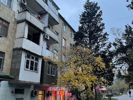 Elan №6449681 - Bakı, İnşaatçılar m., 2 otaqlı, 65 m², 2/5 mərtəbə
