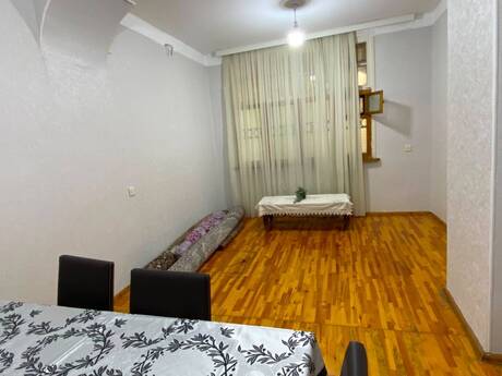 Elan №6449625 - Bakı, Nəsimi r., 5 otaqlı, 135 m², 1/3 mərtəbə