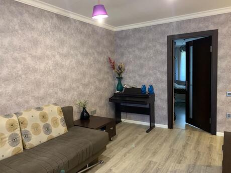 Kirayə 3 otaqlı mənzil, 70 m², Şah İsmayıl Xətai: 750 ₼/ay 5