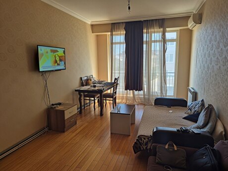 3-room new-build apartment for rent in Melissa Park, 70 m², 800 AZN/mo, photo 3 / 7