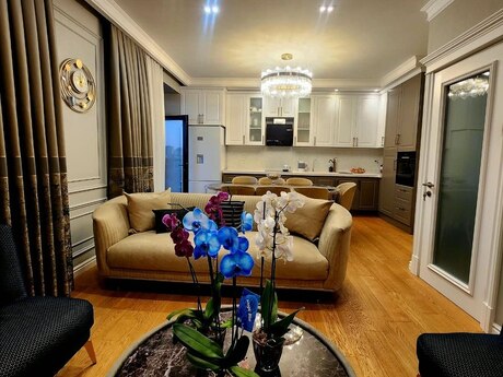 3 otaq · 120 m² · 6/27 mərtəbə, Grand Hayat