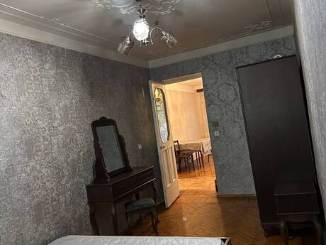 Elan №6449796 - Bakı, Elmlər Akademiyası m., 2 otaqlı, 60 m², 2/5 mərtəbə