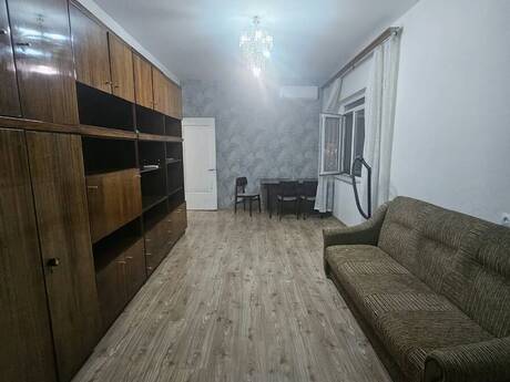2 rooms · 70 m² · floor 6/9, Azadlıq Prospekti