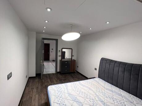 Kirayə 4 otaqlı mənzil, 180 m², Port Baku Residence: 4 000 ₼/ay 2