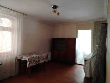 Объявление №6449923 - Баку, м. Элмляр Академиясы, 2-комн., 45 м², 1/5 этаж