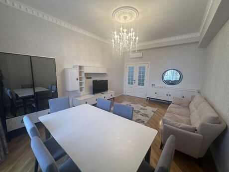 Kirayə 2 otaqlı mənzil, 100 m², Ağ şəhər: 1 500 ₼/ay 3