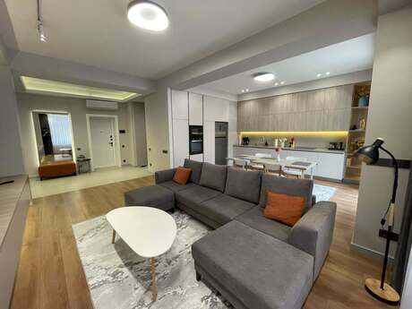 Kirayə 3 otaqlı mənzil, 130 m², Ağ şəhər: 3 000 ₼/ay 2