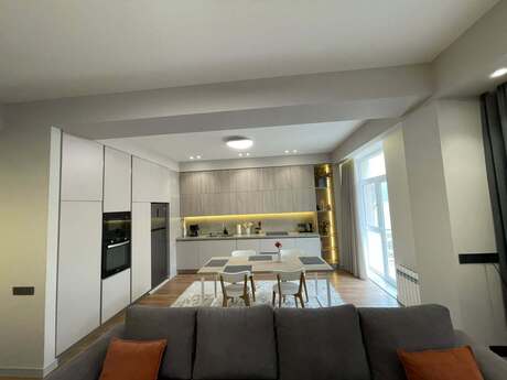 Kirayə 3 otaqlı mənzil, 130 m², Ağ şəhər: 3 000 ₼/ay 4
