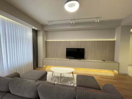 Kirayə 3 otaqlı mənzil, 130 m², Ağ şəhər: 3 000 ₼/ay 5