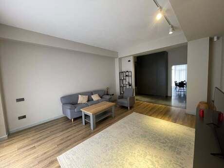 Аренда: 4-комнатная квартира, 180 м², Ağ şəhər: 2 500 ₼/мес 5