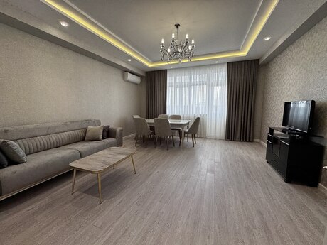 3 otaq · 145 m² · 10/13 mərtəbə, Gənclik