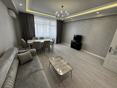 Kirayə 3 otaqlı mənzil, 145 m², Gənclik: 1 350 ₼/ay 2