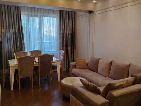 Kirayə 3 otaqlı mənzil, 76 m², 28 Park Residence: 1 250 ₼/ay 3