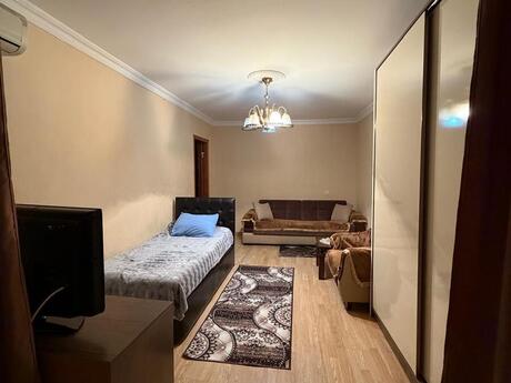 Аренда: 1-комнатная квартира, 35 м², Həzi Aslanov: 450 ₼/мес 3