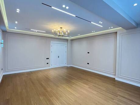 4 otaqlı mənzil, 175 m², 28 May: 750 000 ₼ 2