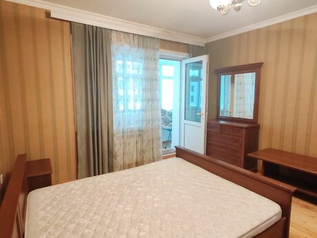 4-room apartment for rent, 110 m², Nəsimi: 1 200 ₼/mo 4