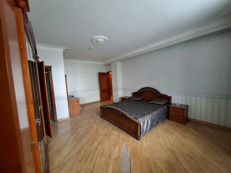 5 otaqlı mənzil, 166 m², 8-ci mikrorayon: 440 000 ₼ 4