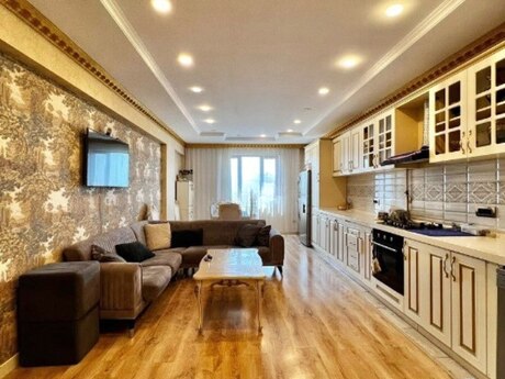 Kirayə 6 otaqlı mənzil, 265 m², Əhmədli: 1 500 ₼/ay 4