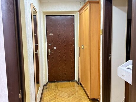 3 otaqlı mənzil, 70 m², Elmlər Akademiyası: 220 000 ₼ 2