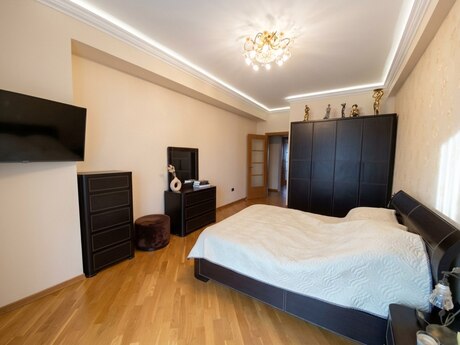 3-room apartment, 137 m², 28 May: 415 000 ₼ 5