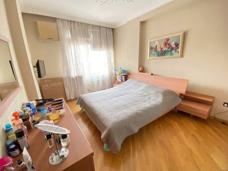 3-room apartment, 137 m², 28 May: 415 000 ₼ 3