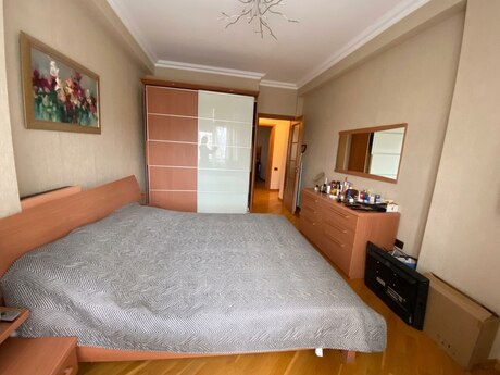 3-room apartment, 137 m², 28 May: 415 000 ₼ 4