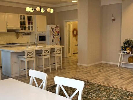 3 otaqlı mənzil, 112 m², Şah İsmayıl Xətai: 320 000 ₼ 2