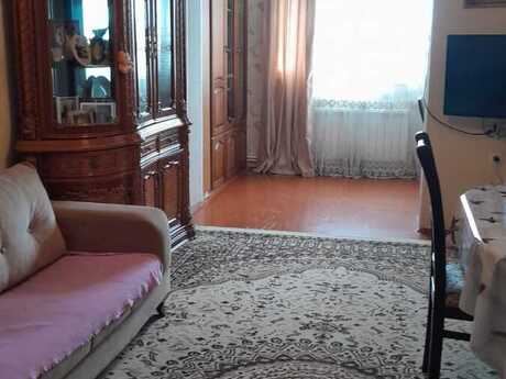 Elan №6450213 - Bakı, Səbail r., 3 otaqlı, 60 m², 2/6 mərtəbə