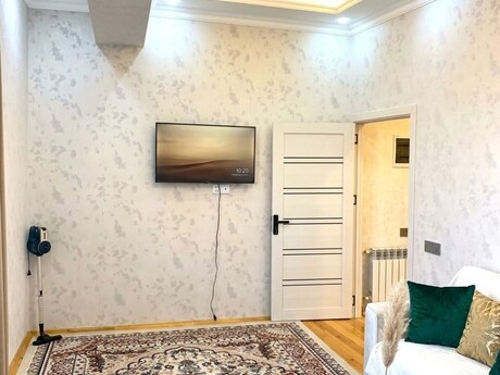 Kirayə 2 otaqlı mənzil, 80 m², Qara Qarayev: 800 ₼/ay 5