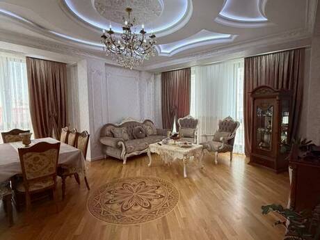 3 otaqlı mənzil, 142 m², Zümrüd Residence: 560 000 ₼ 3