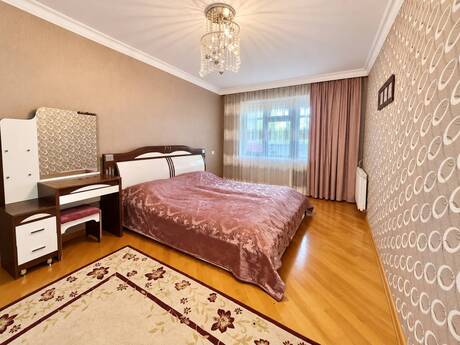 4 otaqlı mənzil, 110 m², Neftçilər: 220 000 ₼ 3
