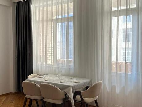 Kirayə 3 otaqlı mənzil, 110 m², Nəsimi: 1 000 ₼/ay 3