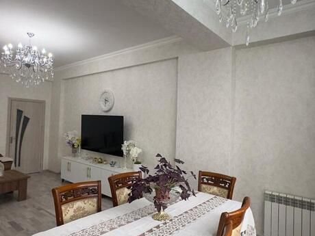 3 otaqlı mənzil, 128 m², 20 Yanvar: 320 000 ₼ 2