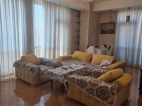Kirayə 2 otaqlı mənzil, 95 m², Nizami: 1 300 ₼/ay 3