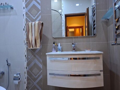 4 otaqlı mənzil, 180 m², Xətai: 459 000 ₼ 2