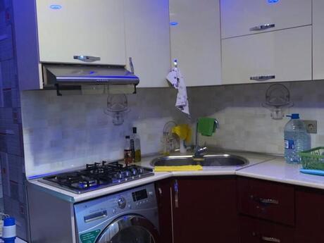 3-room apartment for rent, 110 m², Qara Qarayev: 950 ₼/mo 3