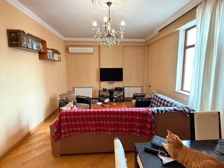 2 otaqlı mənzil, 70 m², 28 May: 235 000 ₼ 4