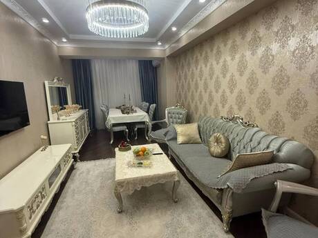 Elan №6450675 - Bakı, 8-ci mikrorayon q., 3 otaqlı, 100 m², 16/17 mərtəbə