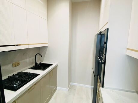 2 otaqlı mənzil, 70 m², 28 May: 270 000 ₼ 3