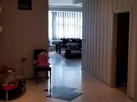 3 otaqlı mənzil, 115 m², 20 Yanvar: 305 000 ₼ 2