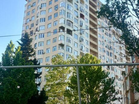 Elan №6450492 - Bakı, Qara Qarayev m., 4 otaqlı, 125 m², 17/17 mərtəbə