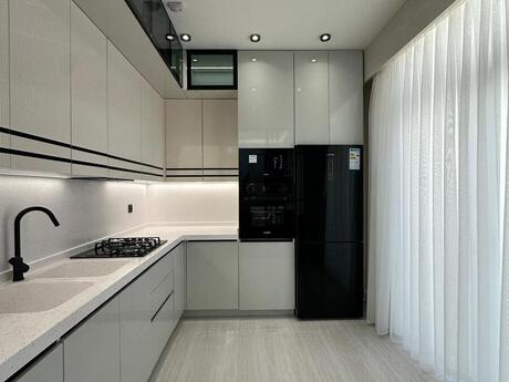 3-комнатная квартира, 80 м², West Town: 325 000 ₼ 4