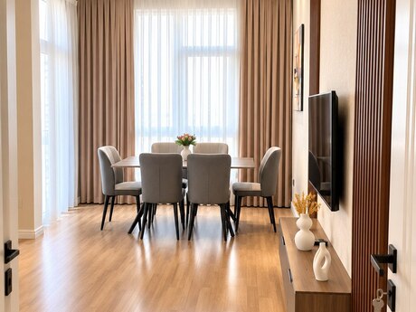 Kirayə 3 otaqlı mənzil, 85 m², 28 May: 1 200 ₼/ay 2