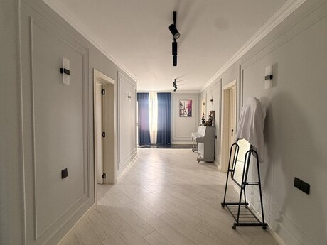 6 otaqlı həyət evi, 300 m², Novxanı: 280 000 ₼ 5