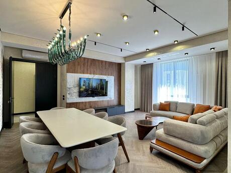3 otaqlı mənzil, 142 m², Zümrüd Residence: 646 000 ₼ 3