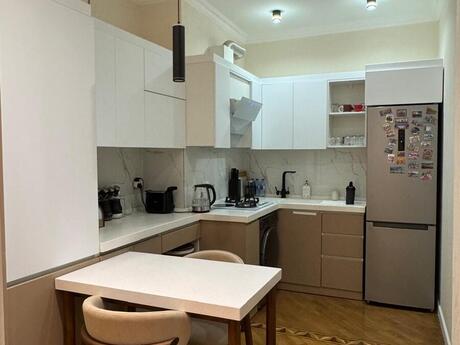 3 otaqlı mənzil, 86 m², İnşaatçılar: 256 000 ₼ 5