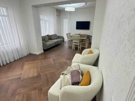 3-комнатная квартира, 150 м², İçəri Şəhər: 570 000 ₼ 2